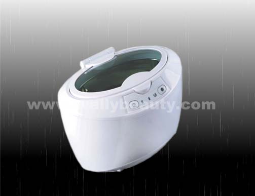 Ultrasonic nail cleanser