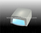 UV nail dryer